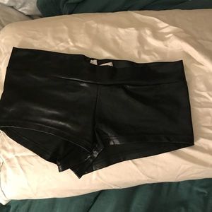 I heart raves shorts metallic black!